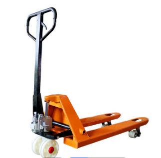 石家莊復(fù)興大街開工，沿街庫房緊急用托盤搬運(yùn)車轉(zhuǎn)移貨物